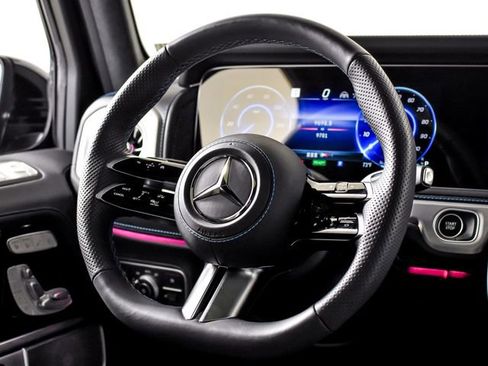 Used 2025 Mercedes-Benz G 580 w/ EQ Technology image 22