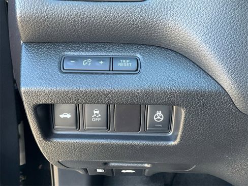 Used 2016 Nissan Altima 2.5 SV w/ Convenience Package image 11