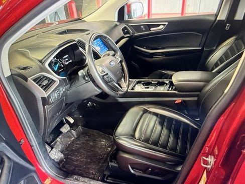 Used 2020 Ford Edge SEL w/ Convenience Package AWD/4WD image 6