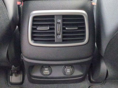 Used 2019 Kia Sorento FWD image 22