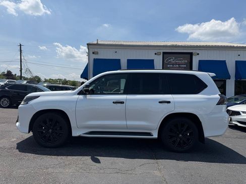 Used 2021 Lexus LX 570 4WD w/ Inspiration Series #2 image 8