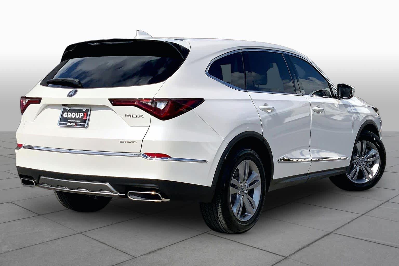 Used 2025 Acura MDX SH-AWD image 13