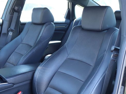 Used 2020 Honda Accord Sport image 11