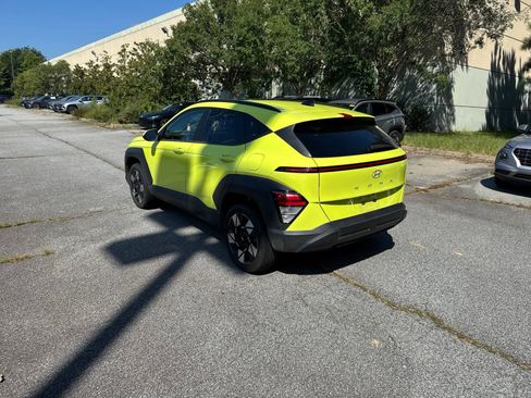 Used 2025 Hyundai Kona SEL AWD/4WD image 3