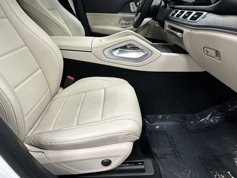 Certified 2021 Mercedes-Benz GLE 350 4MATIC w/ Premium Package image 15