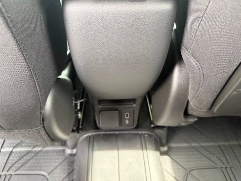 Used 2026 Chevrolet TrailBlazer LT w/ Convenience Package AWD/4WD image 21