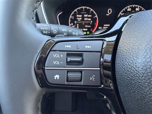 New 2025 Honda Pilot Touring image 35