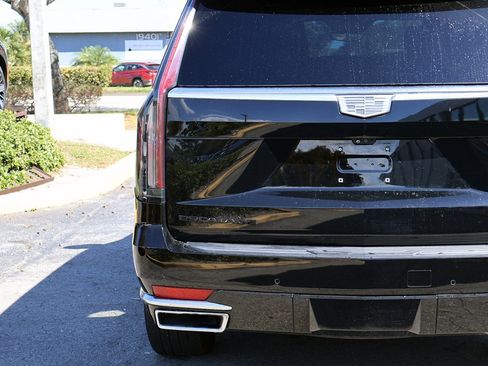 Used 2021 Cadillac Escalade Premium Luxury Platinum image 22