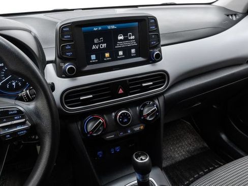 Used 2021 Hyundai Kona SE FWD image 26