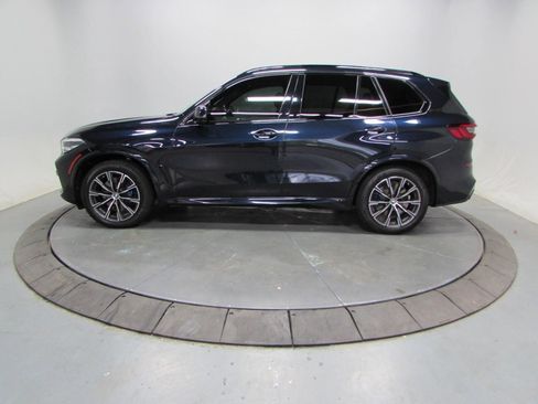 Used 2021 BMW X5 xDrive40i w/ M Sport Package AWD/4WD image 4