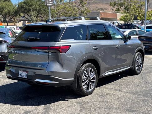 Certified 2026 INFINITI QX60 Luxe w/ Cargo Package FWD image 9