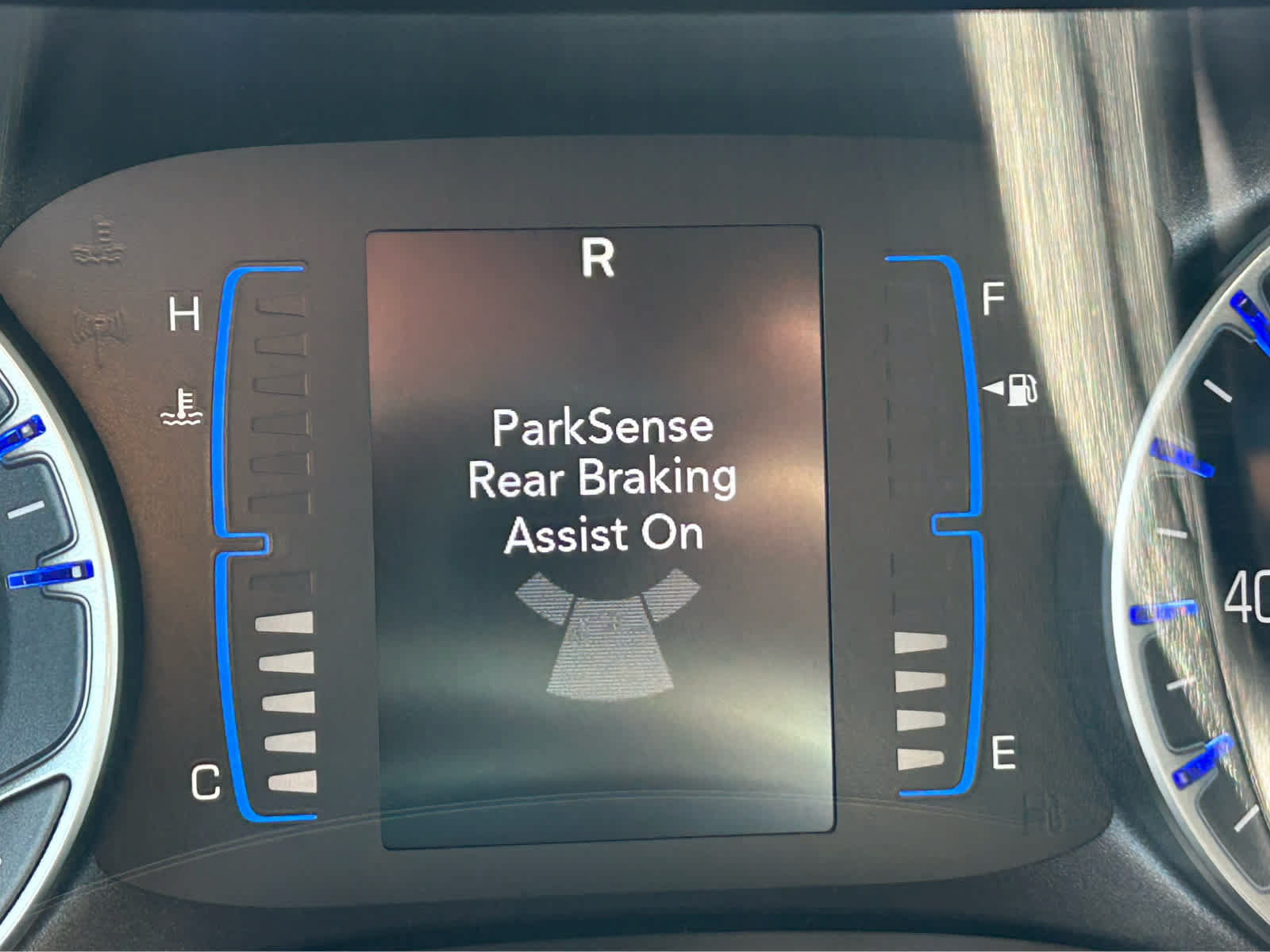 Used 2018 Chrysler Pacifica Touring Plus FWD image 34