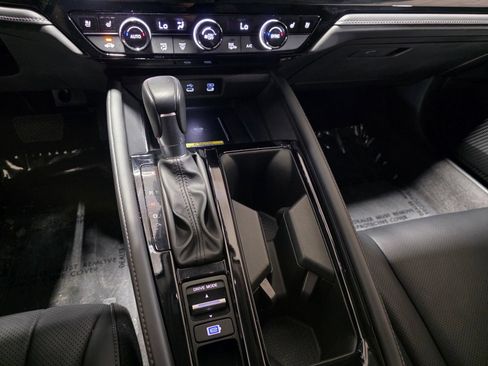 Used 2024 Honda Accord Touring image 27
