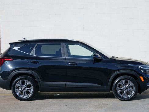 Used 2024 Kia Seltos S FWD image 50