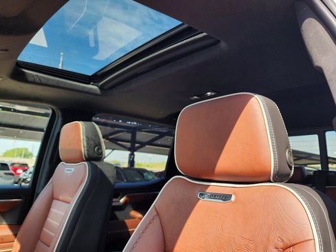 New 2026 GMC Sierra 1500 Denali Ultimate image 17