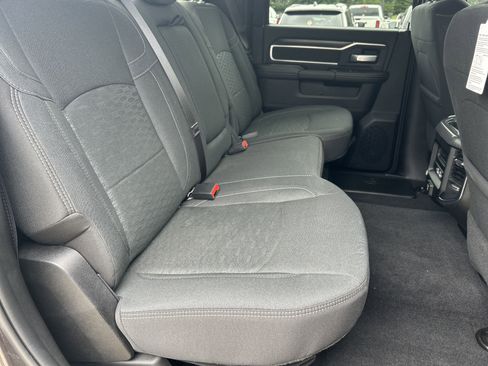 New 2025 RAM 2500 Big Horn AWD/4WD image 15