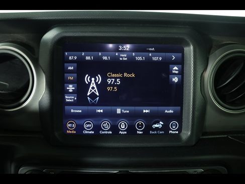 Used 2021 Jeep Wrangler Unlimited Sport image 24