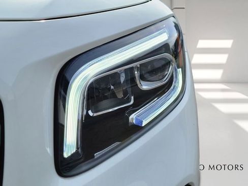 Certified 2022 Mercedes-Benz GLB 250 4MATIC w/ Premium Package Lite image 1