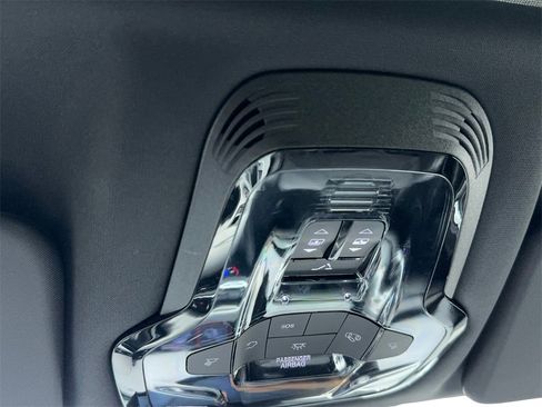 Used 2022 Alfa Romeo Stelvio Veloce image 35