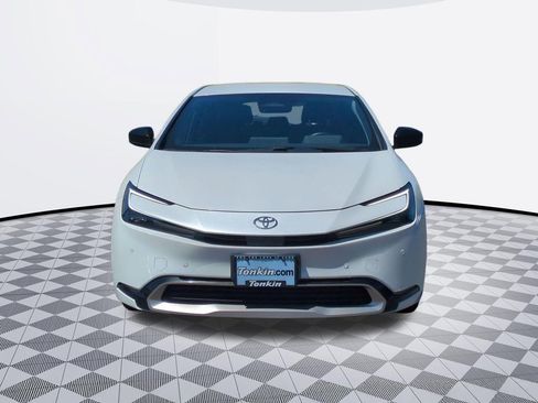 Used 2024 Toyota Prius Prime FWD image 9