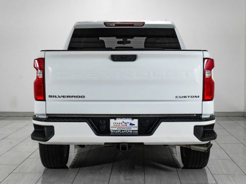 Used 2019 Chevrolet Silverado 1500 Custom w/ Custom Value Package image 7