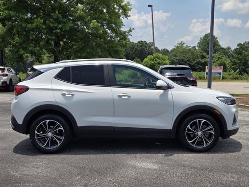 Used 2020 Buick Encore GX Select FWD image 5
