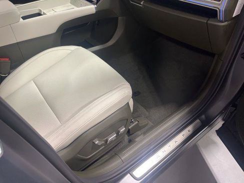 New 2025 Hyundai Santa Fe Calligraphy FWD image 23