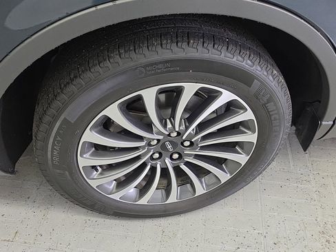 Certified 2023 Lincoln Aviator Reserve w/ Equipment Group 201A AWD/4WD image 23