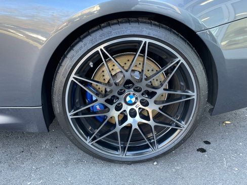 Used 2018 BMW M4 Convertible RWD image 9