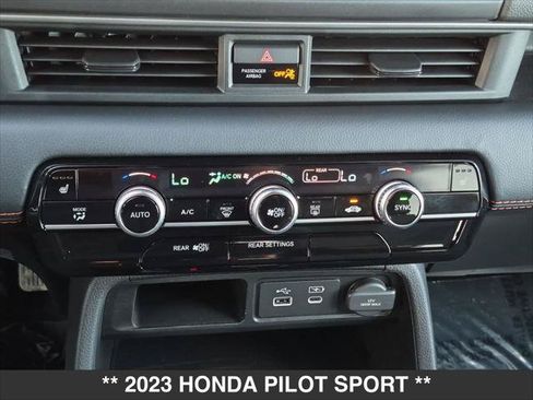 Used 2023 Honda Pilot Sport image 14