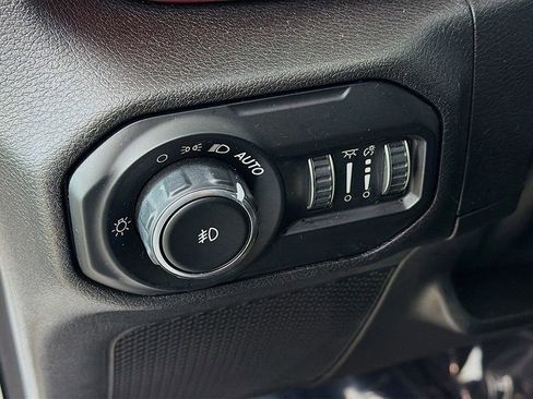 Used 2021 Jeep Wrangler Unlimited Rubicon image 26