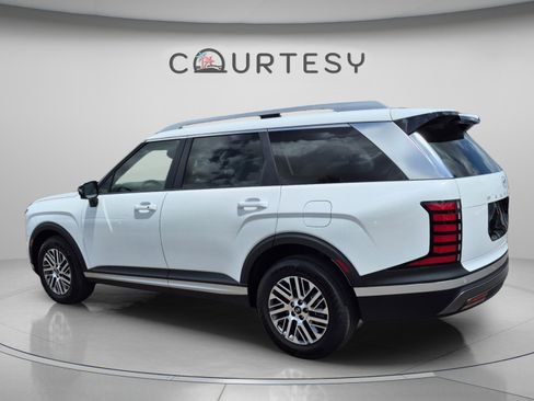New 2026 Hyundai Palisade SEL FWD image 3