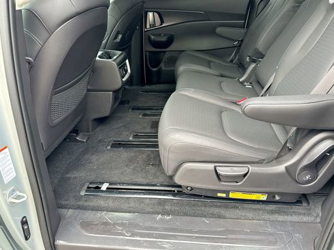 New 2025 Kia Carnival SX Prestige image 15