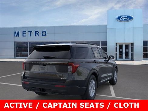 New 2025 Ford Explorer Active image 8