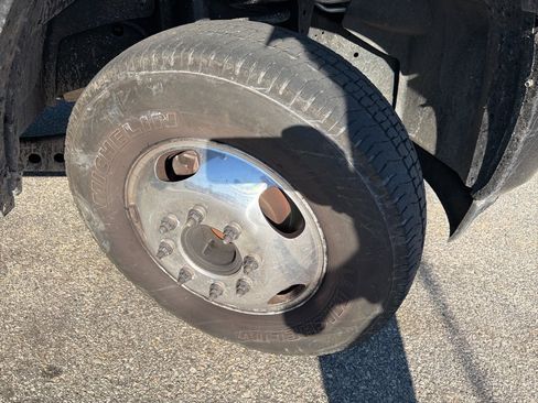 Used 2024 RAM 3500 Limited w/ Night Edition image 11