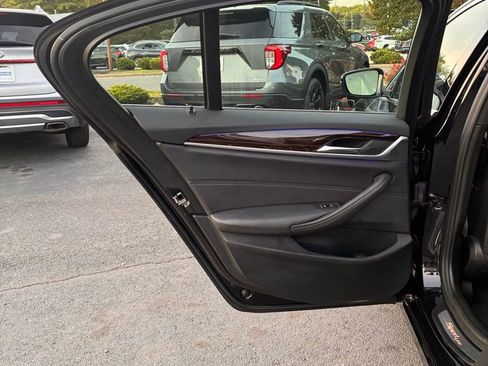 Used 2019 BMW 530i xDrive AWD/4WD image 44