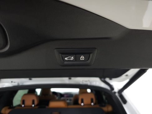 Used 2023 BMW X5 xDrive40i w/ Parking Assistance Package image 10