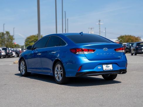 Used 2018 Hyundai Sonata Limited w/ Cargo Package FWD image 5
