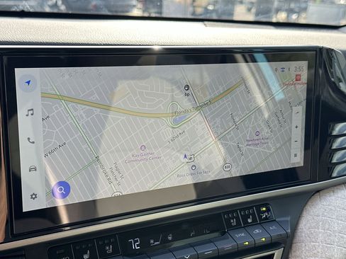 Used 2025 Toyota Camry XLE w/ Premium Plus Package image 20