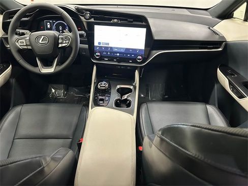Certified 2024 Lexus RZ 300e Premium image 14