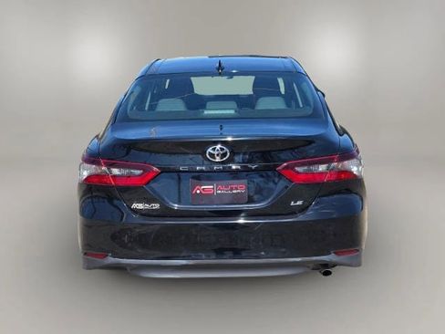 Used 2023 Toyota Camry LE image 6