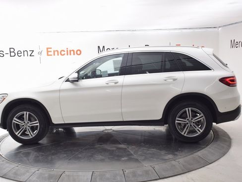 Used 2021 Mercedes-Benz GLC 300 image 3