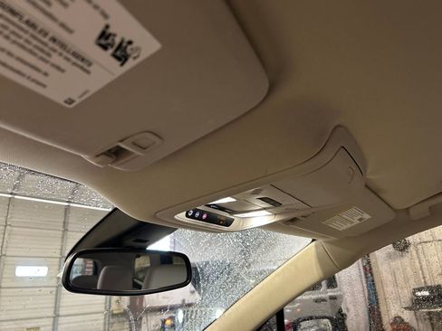 Used 2023 Buick Enclave Essence w/ Sport Touring Edition image 22