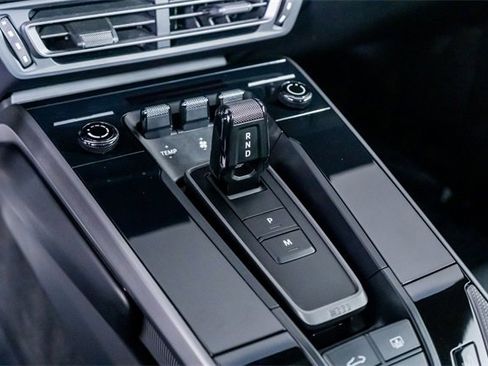 Used 2021 Porsche 911 Carrera image 49