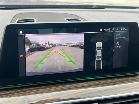 Used 2020 BMW 530e w/ Convenience Package image 20