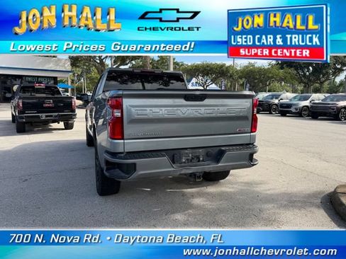Used 2024 Chevrolet Silverado 1500 RST AWD/4WD image 7