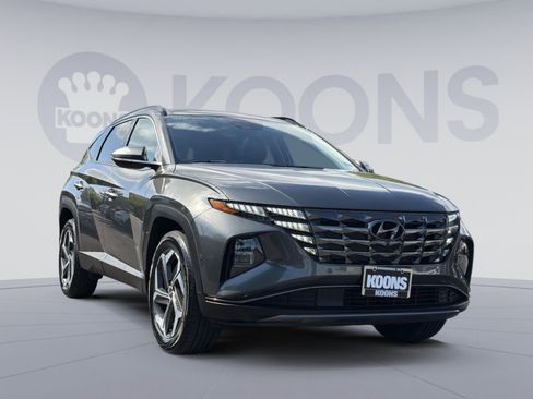Certified 2023 Hyundai Tucson Limited AWD/4WD image 10