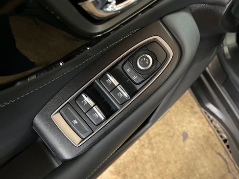 Used 2021 Subaru Outback Limited XT image 12