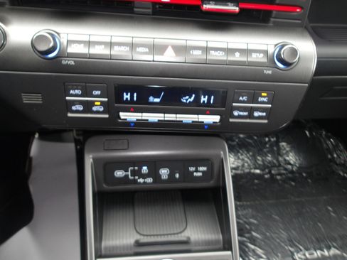 Certified 2025 Hyundai Kona N Line S image 22