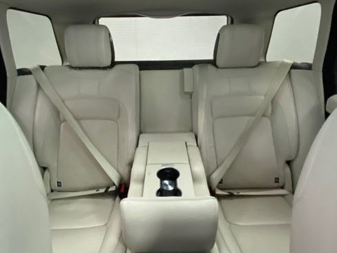 Used 2018 Land Rover Range Rover Supercharged image 44